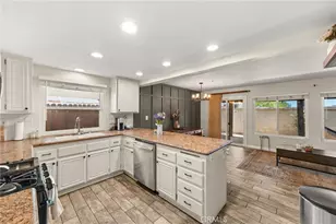 13707 Sunrise St, Fontana, CA 92336 - Photo 11