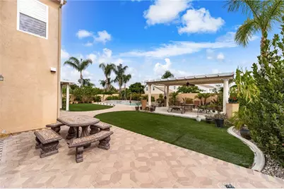 14142 Springwater, Eastvale, CA 92880 - Photo 59
