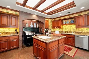 2445 Rolling Ridge Rd, Riverside, CA 92506 - Photo 37