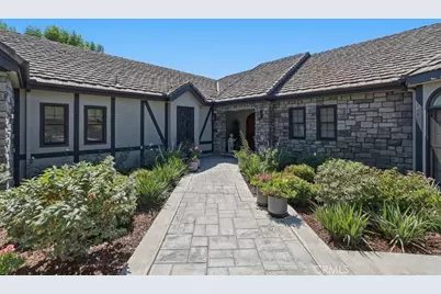 2445 Rolling Ridge Road, Riverside, CA 92506 - Photo 17