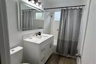 6186 Hereford Dr, Los Angeles, CA 90022 - Photo 17