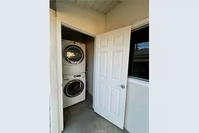 6186 Hereford Drive, Los Angeles, CA 90022 - Photo 21
