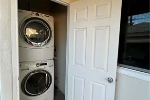 6186 Hereford Dr, Los Angeles, CA 90022 - Photo 21
