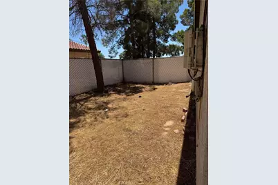 20786 Highway 18, Apple Valley, CA 92307 - Photo 9
