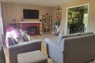 13614 Golden Eagle Ct, Moreno Valley, CA 92553 - Photo 9