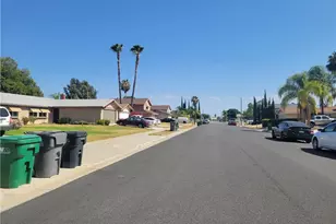 13614 Golden Eagle Ct, Moreno Valley, CA 92553 - Photo 29