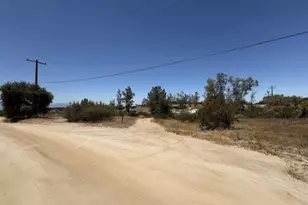 32801 Red Mountain Rd, Hemet, CA 92544 - Photo 25