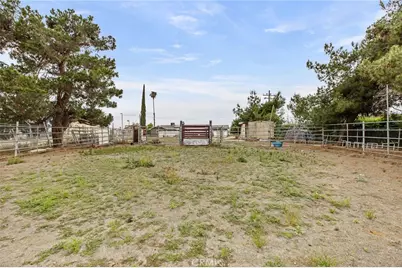 3998 Bluff, Norco, CA 92860 - Photo 43