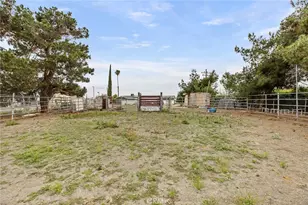 3998 Bluff, Norco, CA 92860 - Photo 43