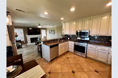 2636 Las Mercedes Lane, Corona, CA 92879 - Photo 21