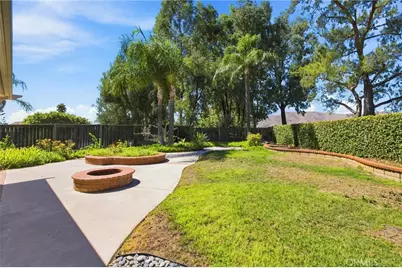 24221 Summit Ridge Circle, Moreno Valley, CA 92557 - Photo 33