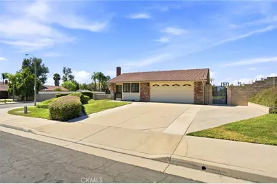 1246 Versailles Circle, Riverside, CA 92506 - Photo 5