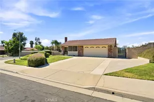 1246 Versailles Cir, Riverside, CA 92506 - Photo 5