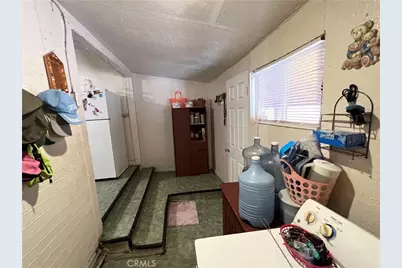 10001 Vine Street, Bloomington, CA 92316 - Photo 17