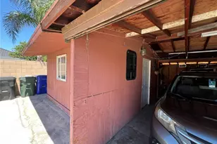 10001 Vine St, Bloomington, CA 92316 - Photo 33
