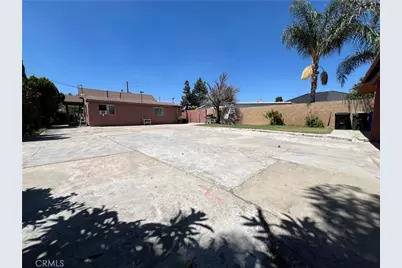 10001 Vine Street, Bloomington, CA 92316 - Photo 37