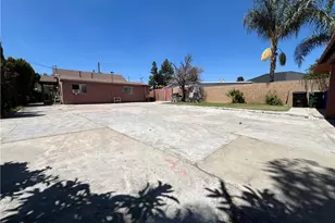 10001 Vine St, Bloomington, CA 92316 - Photo 37