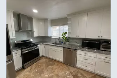 8906 Lime Court, Fontana, CA 92335 - Photo 23
