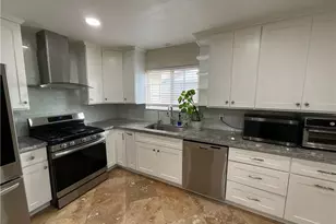 8906 Lime Ct, Fontana, CA 92335 - Photo 23