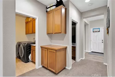 9048 Guadalupe Ave, Oak Hills, CA 92344 - Photo 29