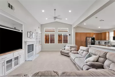 9048 Guadalupe Ave, Oak Hills, CA 92344 - Photo 7