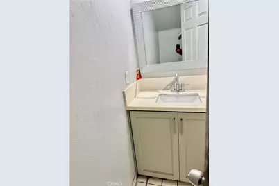 8906 Elm, Los Angeles, CA 90002 - Photo 13