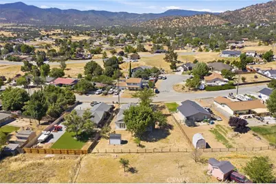 21009 Brentwood, Tehachapi, CA 93561 - Photo 53