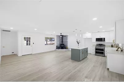 21009 Brentwood, Tehachapi, CA 93561 - Photo 9