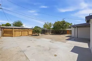 2805 Haley St, Bakersfield, CA 93305 - Photo 39