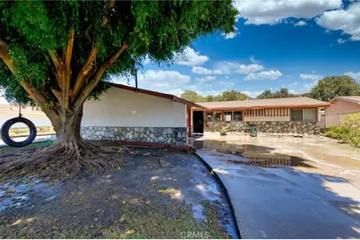 2219 Concord Avenue, Pomona, CA 91768 - Photo 3