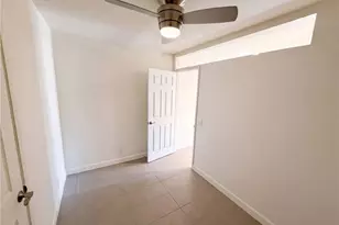 5300 E Waverly Dr, Palm Springs, CA 92264 - Photo 13