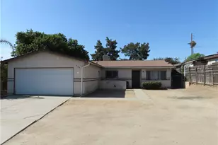925 Navajo Rd, Perris, CA 92570 - Photo 1