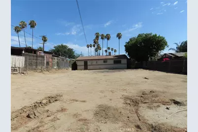925 Navajo Road, Perris, CA 92570 - Photo 13