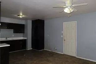 925 Navajo Rd, Perris, CA 92570 - Photo 9