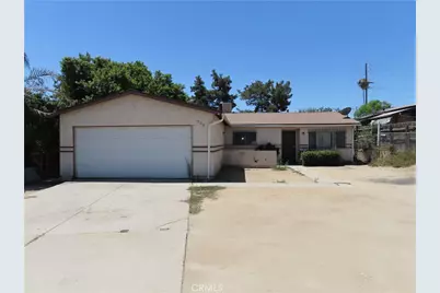 925 Navajo Road, Perris, CA 92570 - Photo 1