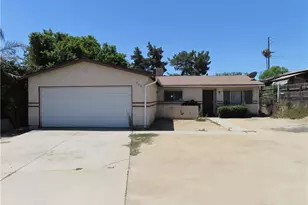 925 Navajo Rd, Perris, CA 92570 - Photo 1