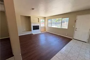 12006 Overland Ct, Fontana, CA 92337 - Photo 5