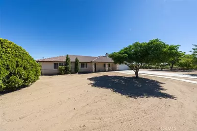 15532 Larch, Hesperia, CA 92345 - Photo 3