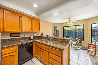 29041 Elder Creek, Highland, CA 92346 - Photo 11