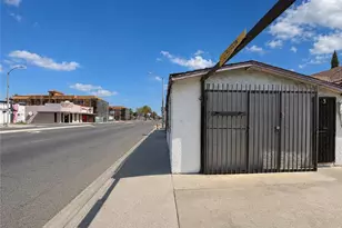 12008 Long Beach, Lynwood, CA 90262 - Photo 3