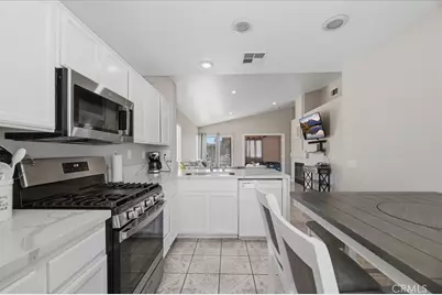 1327 Carriage Lane, Perris, CA 92571 - Photo 11