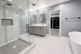 8346 Lexington, Downey, CA 90241 - Photo 35