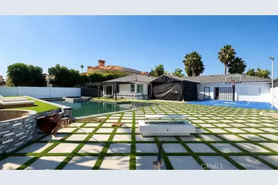 8346 Lexington, Downey, CA 90241 - Photo 3