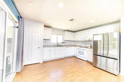 11815 Andrews, Victorville, CA 92392 - Photo 9