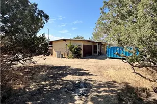 15872 Muscatel, Hesperia, CA 92345 - Photo 7