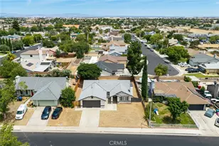 1717 E Ave R-3, Palmdale, CA 93550 - Photo 17