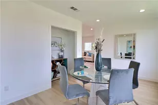 2015 W 42nd Pl, Los Angeles, CA 90062 - Photo 9