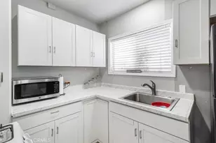 146 W 81st, Los Angeles, CA 90003 - Photo 27