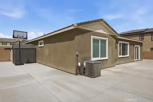 15727 Akron, Victorville, CA 92394 - Photo 41
