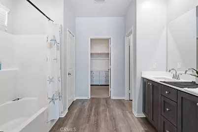 15727 Akron, Victorville, CA 92394 - Photo 25
